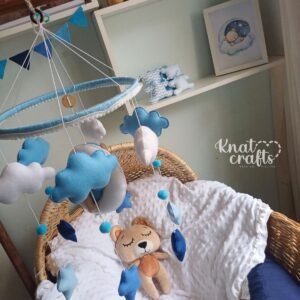 Móvil de cuna "dulces sueños en las nubes"
